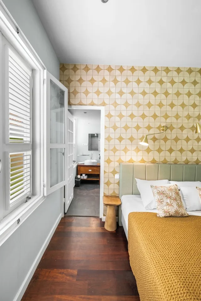 1 Bedroom, Comfort, Suite, King Bed, Bijblauw Hotel 1/5