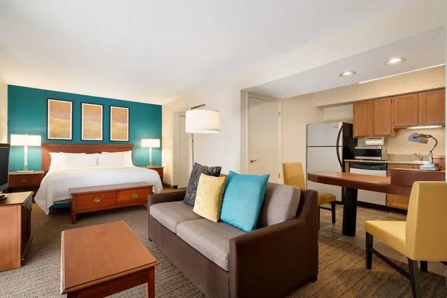 جناح استوديو بسرير كينج، Hawthorn Suites By Wyndham Tinton Falls 3/7