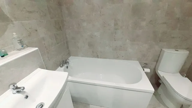 غرفة بسريرين منفصلين بحمام مشترك، The Countryman Hotel - B&B 10/10