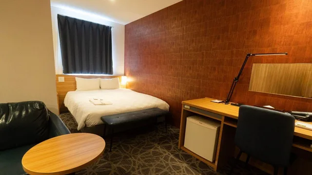 غرفة قياسية بسرير مزدوج في المبنى الرئيسي، Sakura Garden Hotel 1/1
