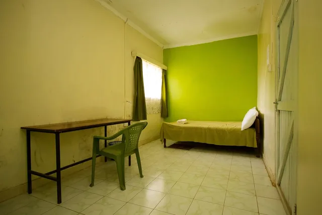 غرفة قياسية بسرير مزدوج، Engo Airport Resort Kitale 1/3