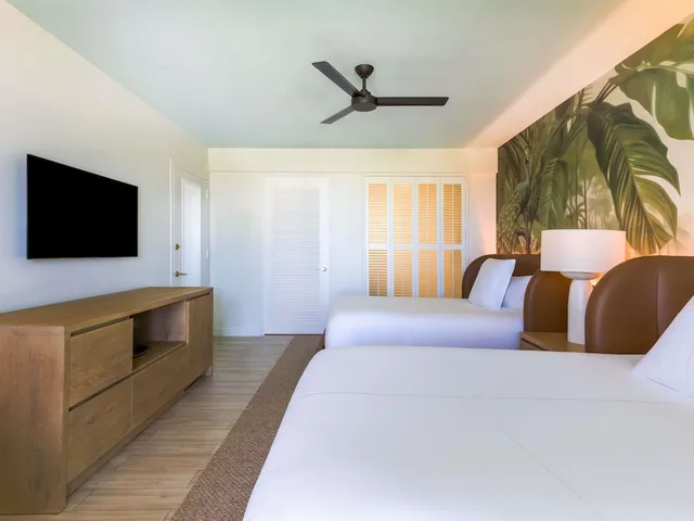 Superior, 2 Queen Beds, SLS Baha Mar 5/9