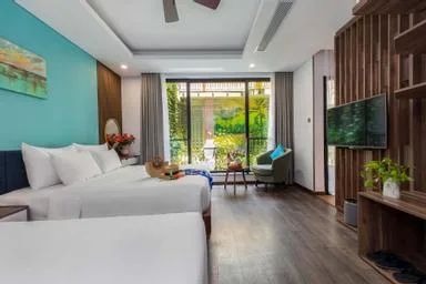 غرفة ديلوكس ثلاثية بإطلالة على المسبح للمدخنين، Chi House Danang 1/1