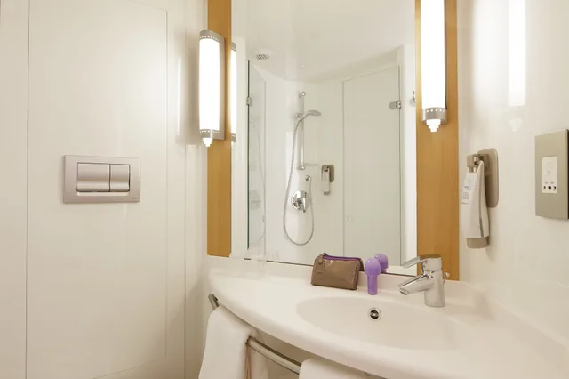 غرفة عائلية بسرير مزدوج وسرير فردي، IBIS NOTTINGHAM CENTRE 10/10