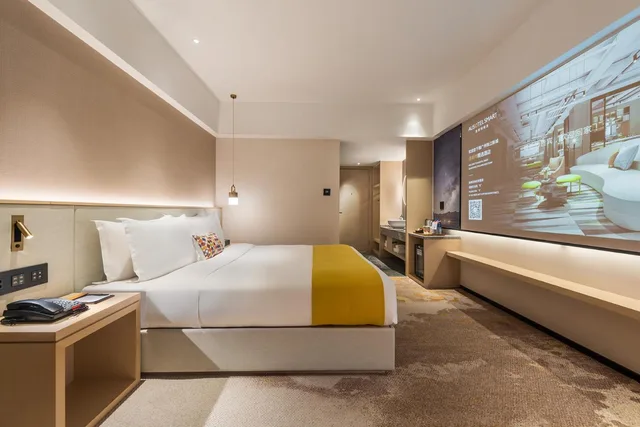 Superior, King Bed, No Window، Ausotel Smart Zhujiang New Town Guangzhou 4/8