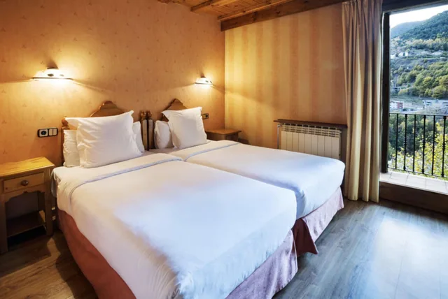 شقة بثلاثة أسرّة بغرفتي نوم مع أريكة، Anyos Park Apartamentos 2/7