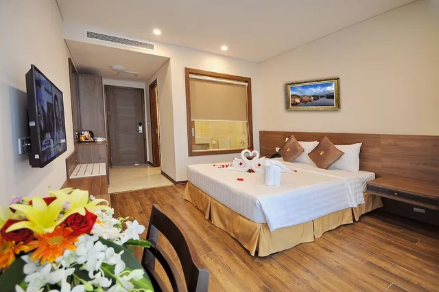 غرفة بريميوم بسرير كوين بإطلالة على البحر، Lenid Nha Trang Hotel 4/10
