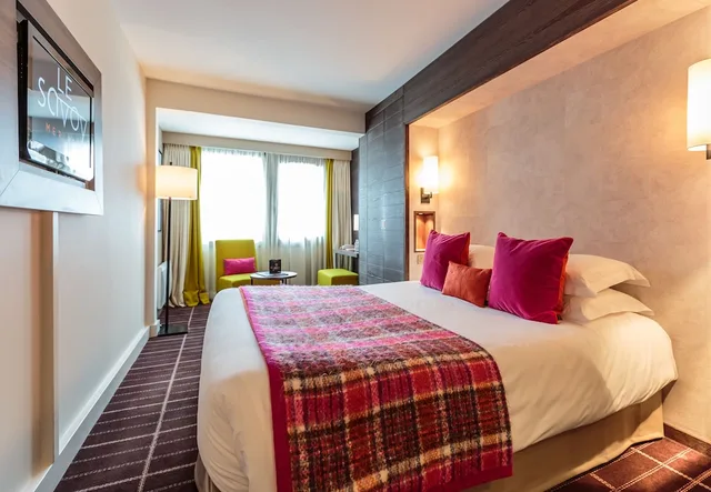 Charme, Queen Bed، Hotel Le Savoy Meribel 1/3