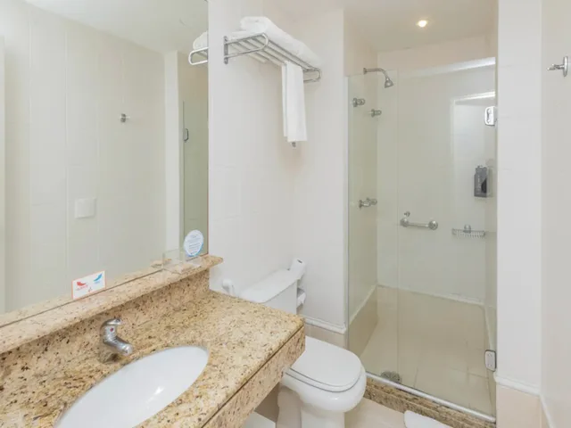 غرفة قياسية بسريرين منفصلين، Intercity Porto Alegre Praia de Belas 3/4