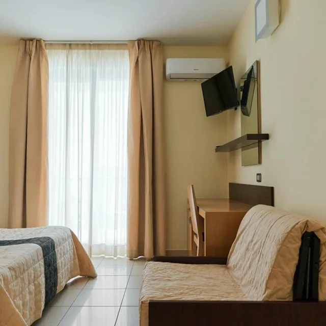 غرفة ثلاثية بإطلالة على الحديقة، Tichos Greenblu Hotel 4/5