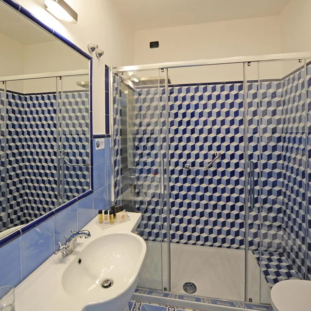 غرفة بسرير مزدوج بإطلالة على البحر، Hotel Aurora Amalfi 2/3