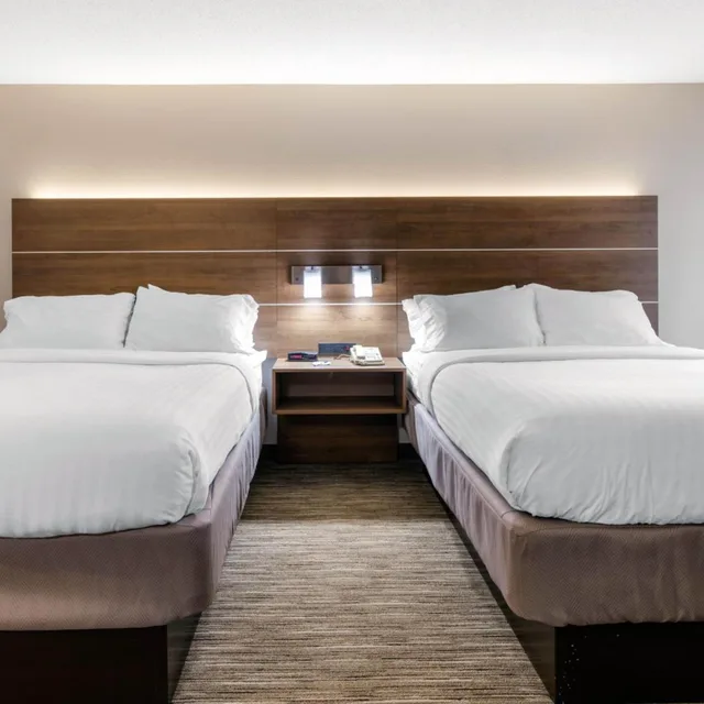 غرفة بسريرين منفصلين لذوي الإعاقة، Holiday Inn Express Henderson N Evansville South 1/2