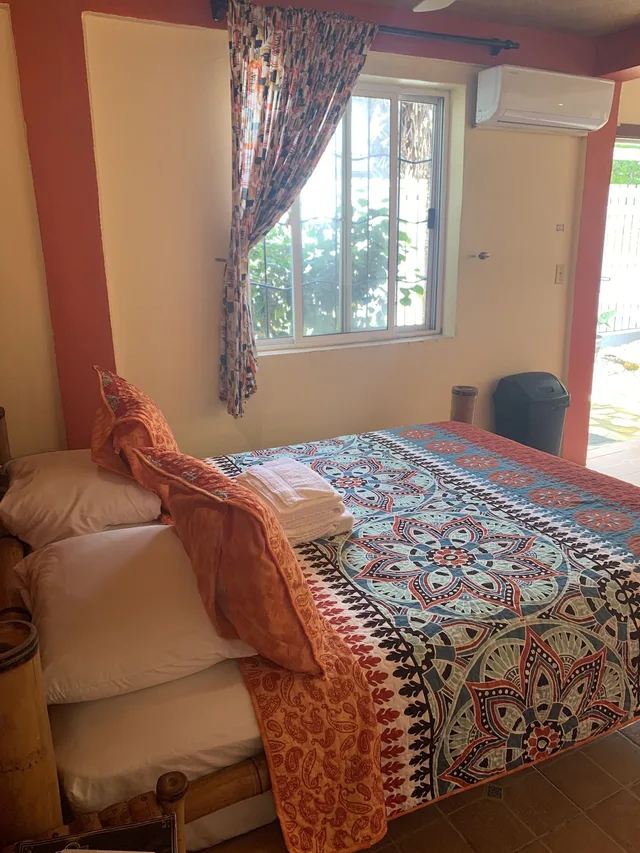 Standard, 2 Queen Beds, Courtyard Area، All Seasons Guest House 7/10
