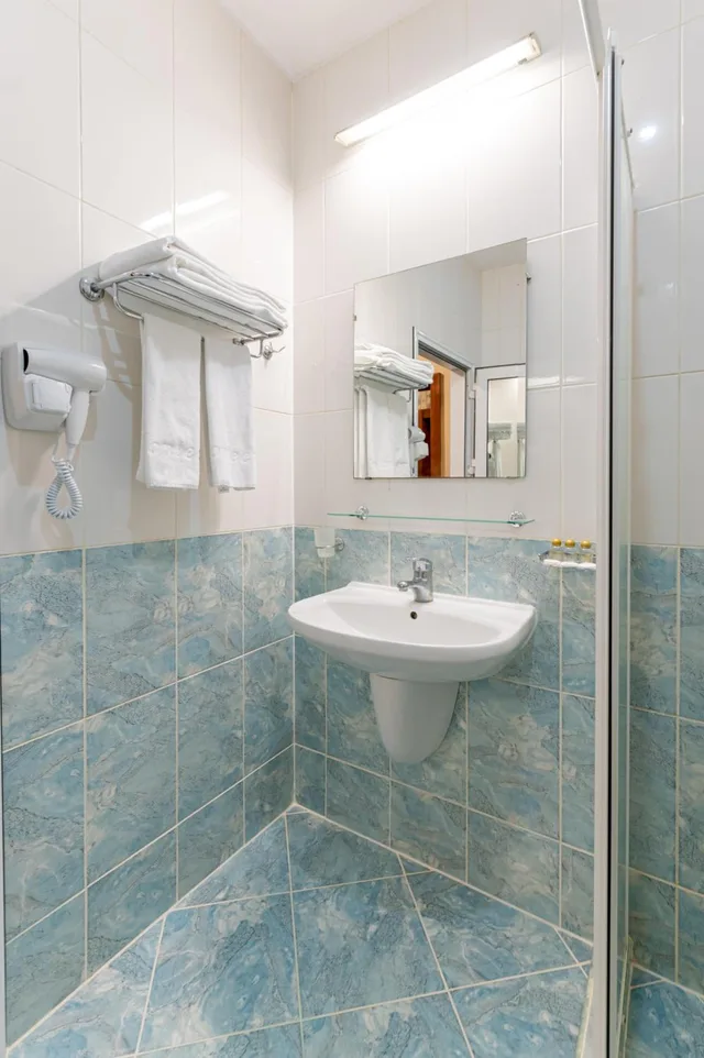 غرفة ثلاثية مع سرير إضافي، Montecito Hotel Sofia 7/8
