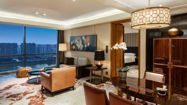 جناح ديلوكس بسرير كينج، Intercontinental Changsha 1/2