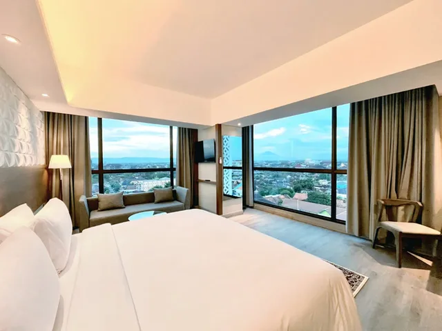 جناح ركني، The Jogja Hotel and Conference Center 1/3