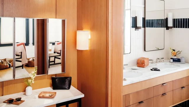 Gallery, Suite, King Bed، Shinola Hotel 7/10