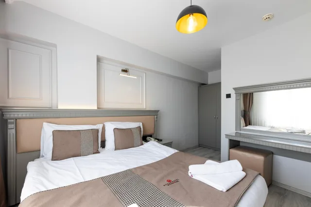 Suite, Kuran 1/10