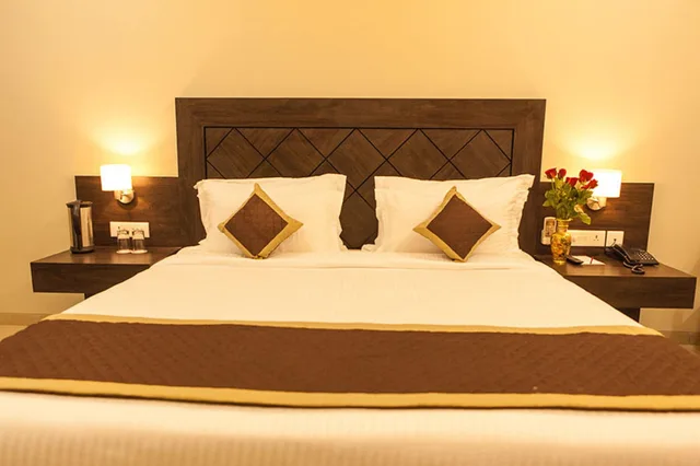 غرفة ديلوكس بسرير مزدوج بإطلالة على المدينة للمدخنين، Hotel Rg Inn 3/8