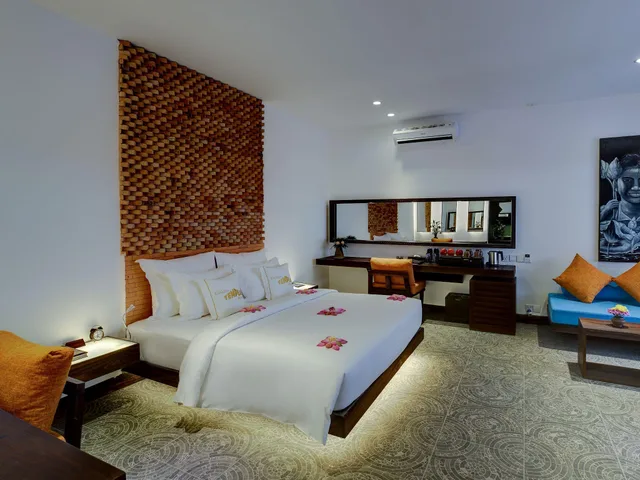 Premier, Suite, Pool Access، GOLDEN TEMPLE RETREAT 1/2