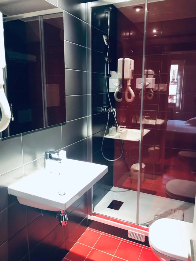 غرفة رباعية، Alfred Hotels Paris Lecourbe 10/10