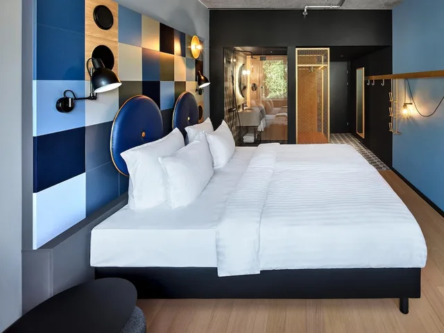 Room, Jaz In The City Vienna 6/9