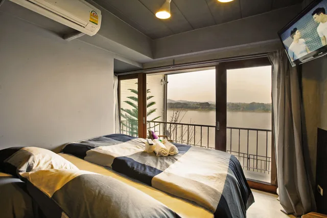 Vip, Double Bed, River View, Balcony, Chic Chiangkhan Hotel 1/1