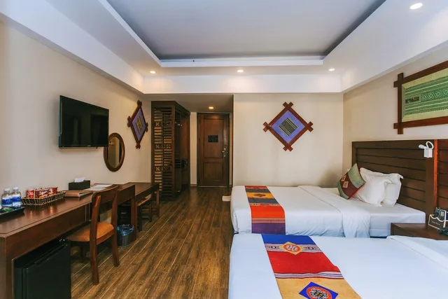 غرفة سوبيريور بسريرين منفصلين بإطلالة على المدينة، Sapa Charm Hotel 4/10