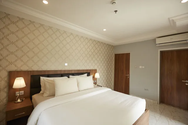 شقة تنفيذية بسريرين كينج بغرفتي نوم، Belanova Apartments & Suites 1/2