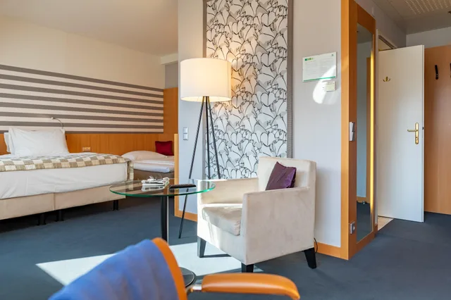 غرفة بريميوم بسرير كينج، HOLIDAY INN VIENNA CITY 2/5