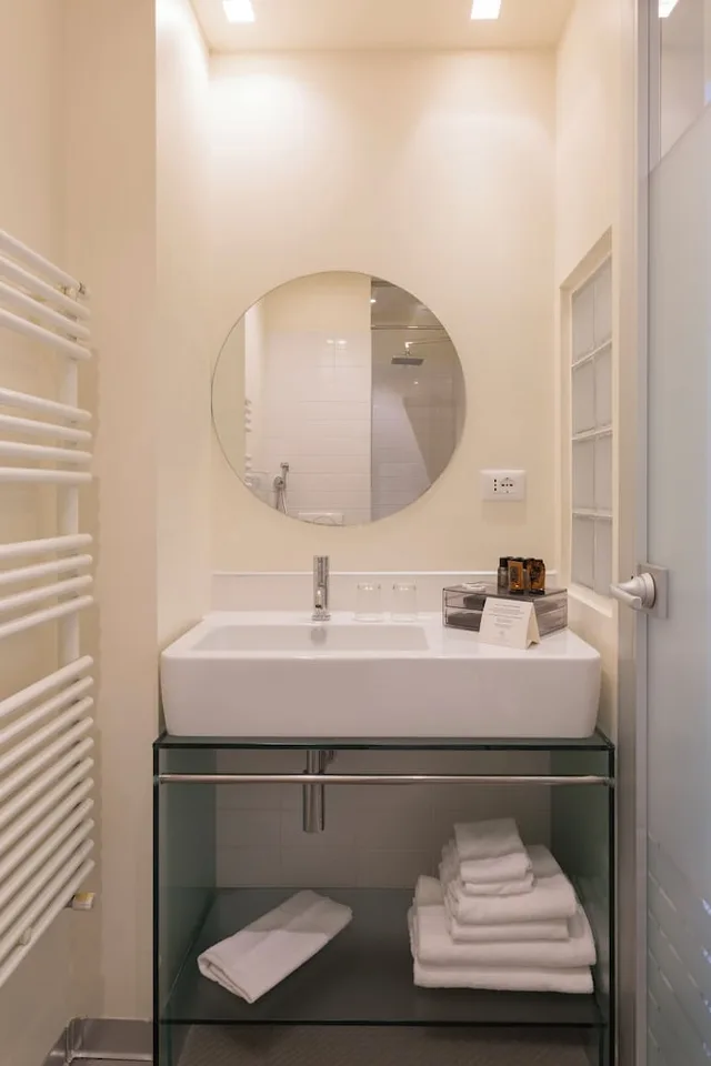 غرفة قياسية بسرير كوين، Avenue Hotel 10/10