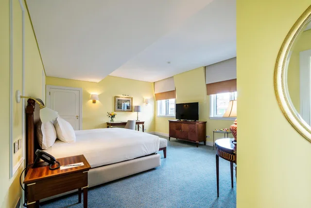 جناح، Hotel Infante Sagres Porto 2/3