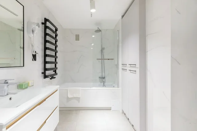 شقة ديلوكس بفراش فوتون وسرير كوين مع أريكة، Fresh Apartments 3/4