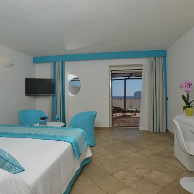 غرفة ديلوكس بسرير مزدوج بإطلالة على البحر، El Faro Hotel 3/10