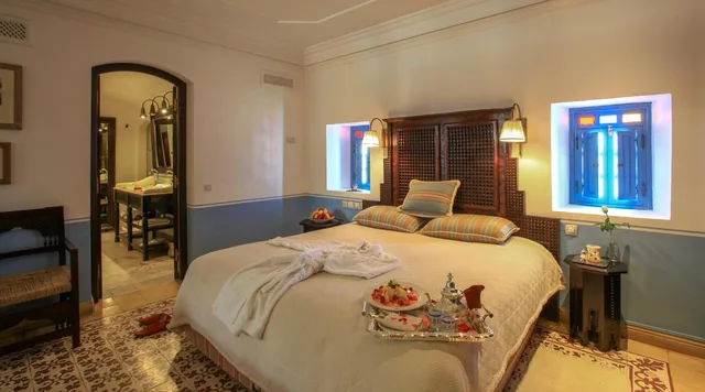 جناح، Heure Bleue Palais 2/5