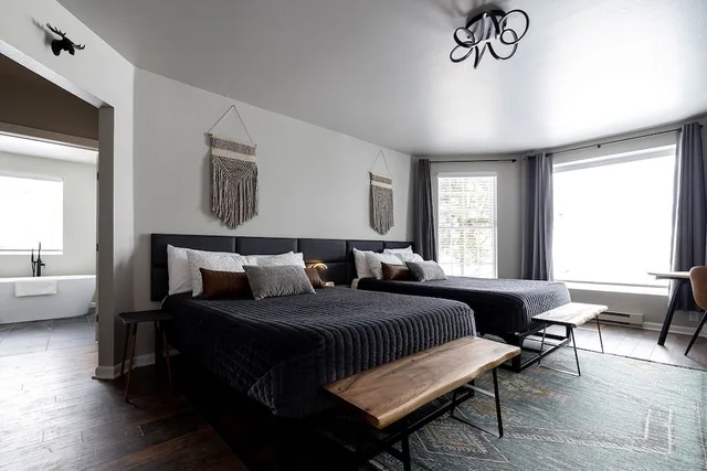 غرفة بسريرين كوين، Winter Park Chateau 3/8
