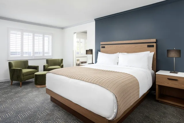 1 Bedroom, Suite, King Bed, The Hadsten Solvang, Tapestry Collection by Hilton 1/2