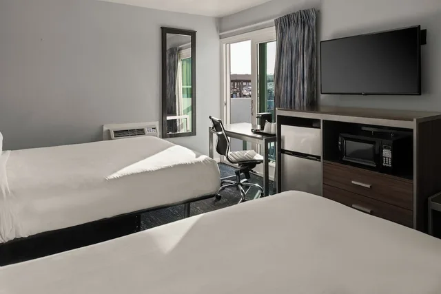غرفة بسريرين كوين، Sand Dollar Inn 6/10