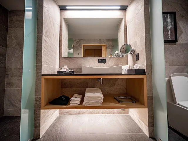 Superior, Deluxe, King Bed, Galeria Plaza San Jeronimo 5/5