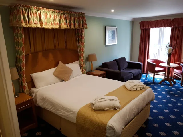 غرفة بسرير كوين بشرفة، Kegworth Hotel & Conference Centre 1/4