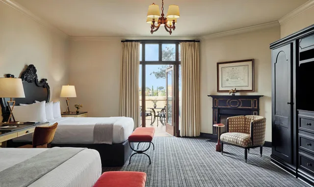 Grand, Suite, Old View, Terrace، French Quarter Inn 1/3