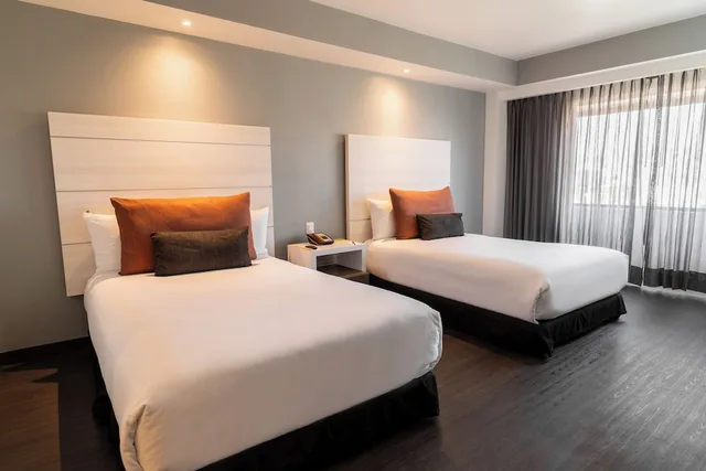 غرفة تنفيذية بسريرين مزدوجين، Real Inn Tijuana by Camino Real Hotels 2/8