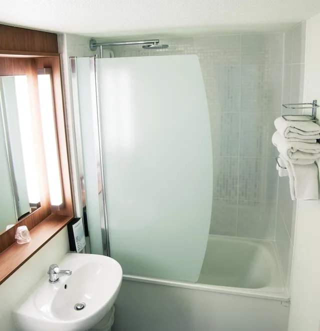 Standard, Double Bed, Campanile Nantes Est Saint Sebastien Sur Loire 8/10