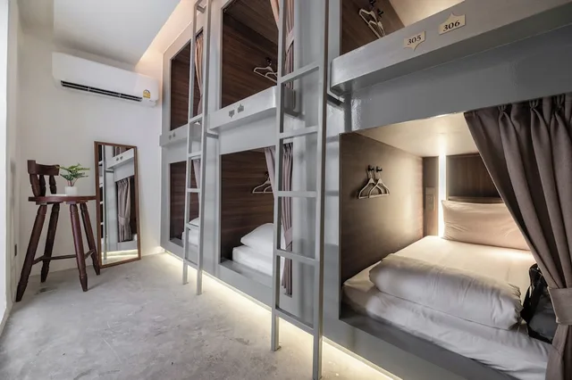 سكن مشترك مختلط، Nidhra Boutique 4/10