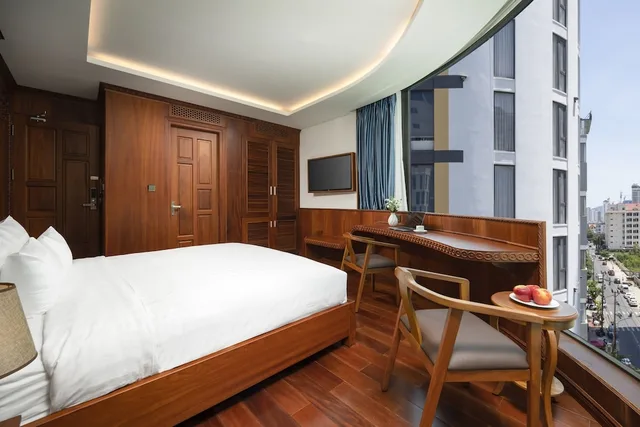 Senior, King Bed، Monalisa Luxury Hotel 1/6