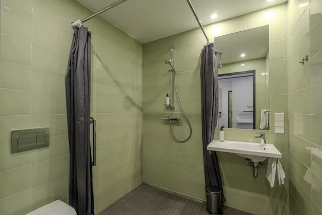 غرفة بسرير مزدوج لذوي الإعاقة، Premier Inn Koblenz City 3/4