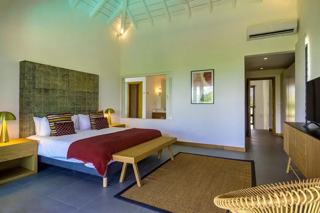 4 Bedrooms, Pool, Villa، Mythic Suites & Villas by MJ Holidays 6/10