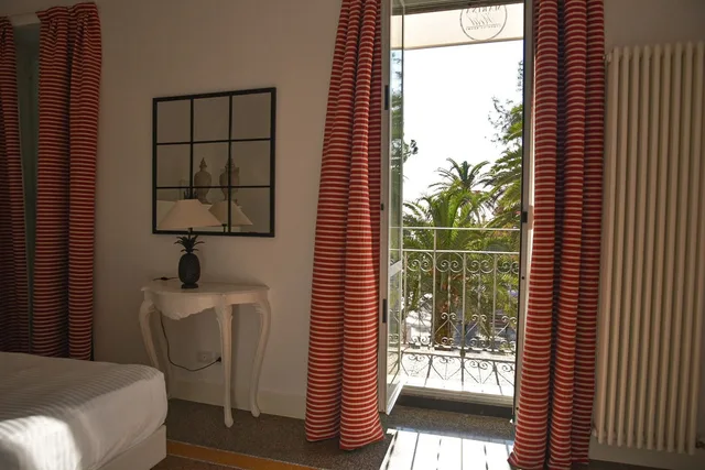 جناح بسرير كينج بإطلالة على البحر بشرفة، Marina Hotel Charming Rooms 9/10
