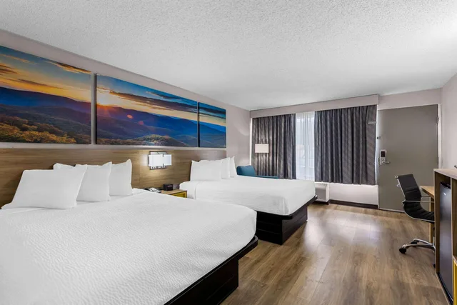 غرفة بسريرين كوين للمدخنين، Days Inn by Wyndham Clayton 2/4