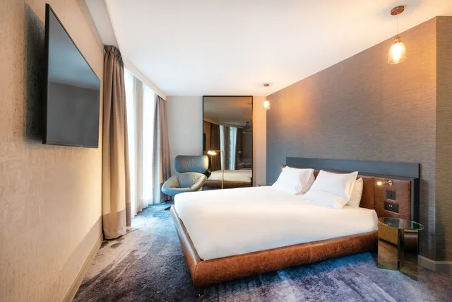 جناح جونيور بسرير كينج، Novotel Leicester 2/6